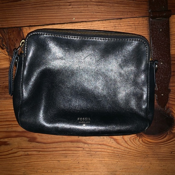 Fossil Purse - Picture 3 of 8